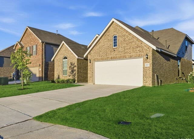 Home for sale at 10823 Lone Ranger in San Antonio, TX — photo 3