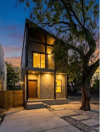 3-bedroom rental at 815 Waverly Ave in San Antonio, TX — photo 1