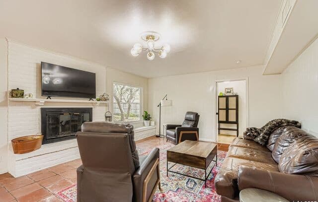 4-bedroom rental at 146 Canyon Oaks in Hollywood Park, TX — photo 3