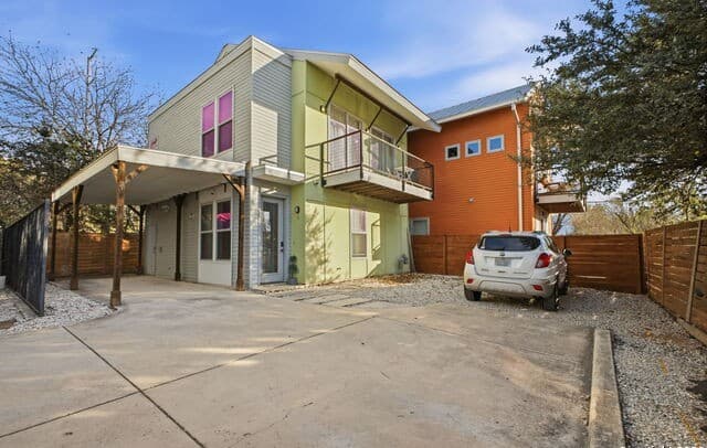 2-bedroom home for sale at 422 Hays St #3 in San Antonio TX