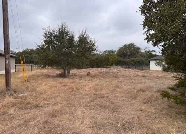 rental at 121 N Lon Price in Blanco, TX — photo 3