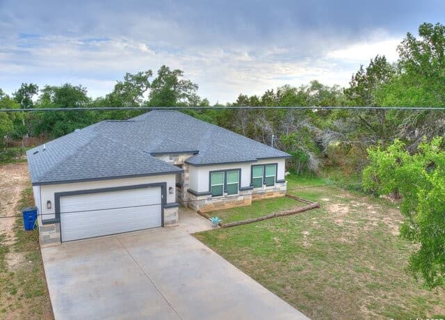 Home for sale at 656 Fawn in Spring Branch, TX — photo 2