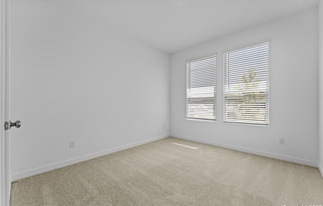 4-bedroom rental at 14819 Taradeau in San Antonio, TX — photo 4
