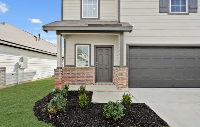 3-bedroom rental at 8554 Catnip Pass in Elmendorf, TX — photo 3
