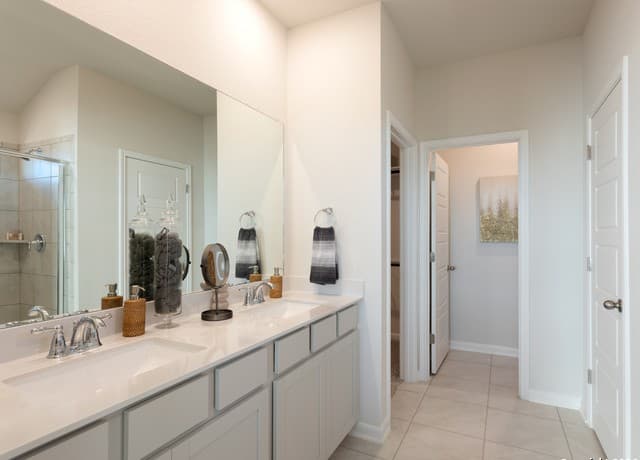 Home for sale at 29430 Frontier Way in San Antonio, TX — photo 3