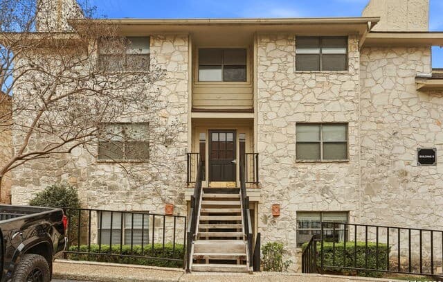 1-bedroom rental at 7738 Chambers Unit 907 in San Antonio, TX — photo 3