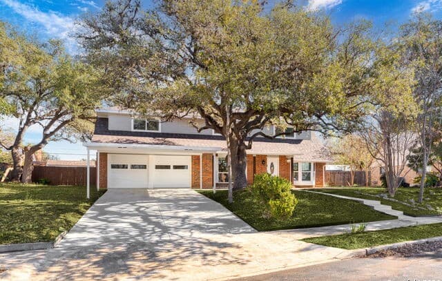Home for sale at 2914 War Feather in San Antonio, TX — photo 2