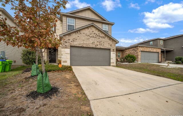 3-bedroom rental at 10335 Dunlap in San Antonio, TX — photo 3