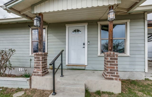 2-bedroom rental at 6723 Tupper Ave in San Antonio, TX — photo 2