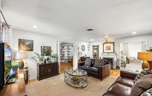 rental at 1035 Shook in San Antonio, TX — photo 4