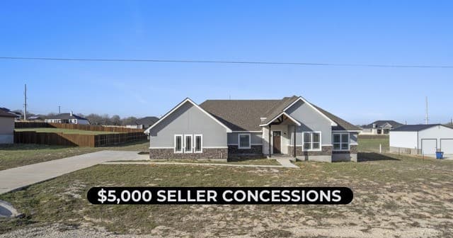 4-bedroom rental at 438 Rosewood Dr in La Vernia, TX — photo 1