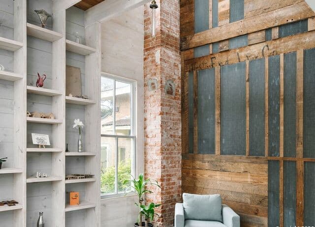 4-bedroom rental at 215 Beauregard in San Antonio, TX — photo 5