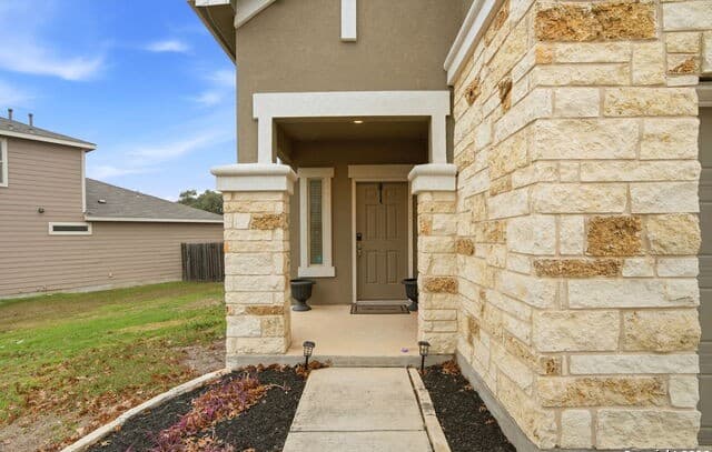 Home for sale at 5726 Chestnut Xing in San Antonio, TX — photo 4