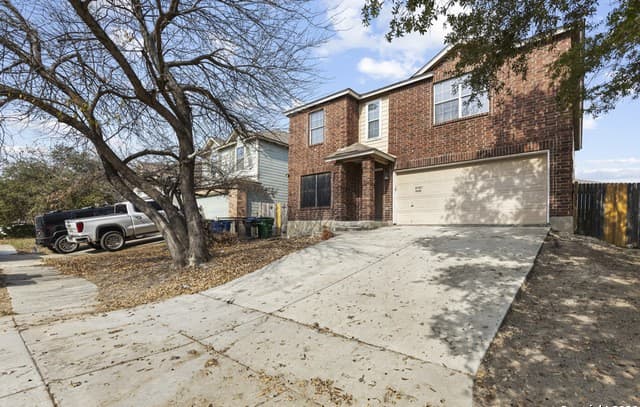 4-bedroom rental at 8615 Harvest Moon in San Antonio, TX — photo 1
