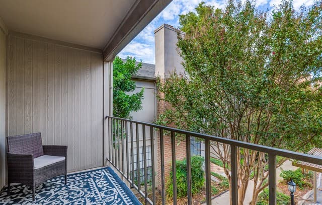 3-bedroom rental at 7711 Callaghan Unit APT 905 in San Antonio, TX — photo 5