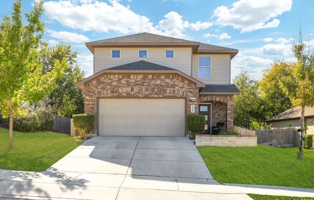 3-bedroom rental at 512 Livingston Dr in Schertz, TX — photo 1