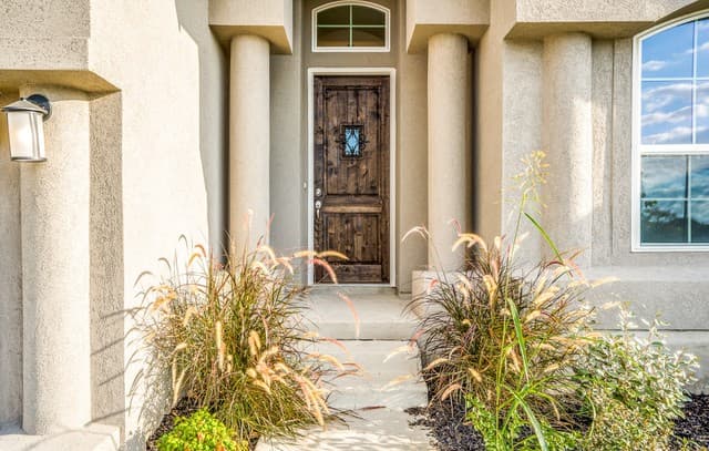 3-bedroom rental at 6862 Comanche Cougar in San Antonio, TX — photo 3