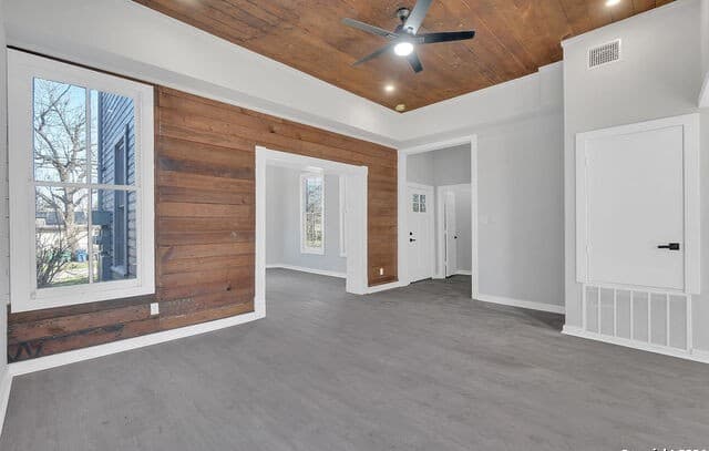 rental at 918 Dawson St in San Antonio, TX — photo 3