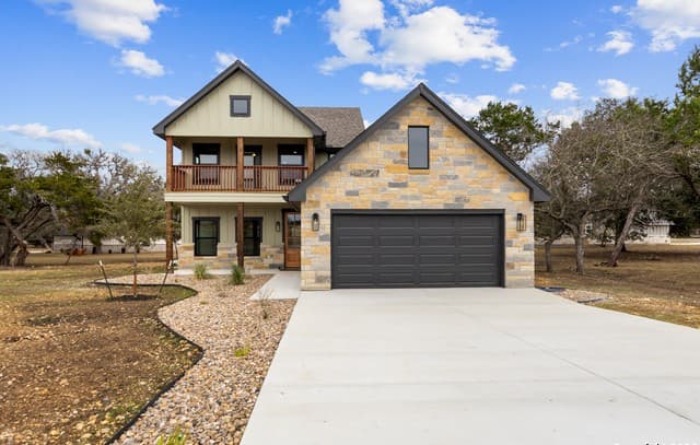 4-bedroom rental at 181 Deerwood Circle in Bandera, TX — photo 1