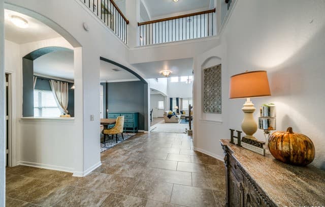 5-bedroom rental at 3113 Cameron River in Schertz, TX — photo 4