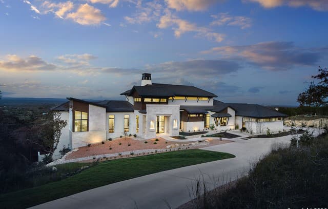5-bedroom rental at 234 Cordillera Ridge in Boerne, TX — photo 1