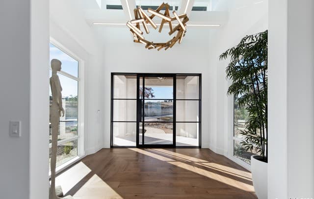 5-bedroom rental at 234 Cordillera Ridge in Boerne, TX — photo 2