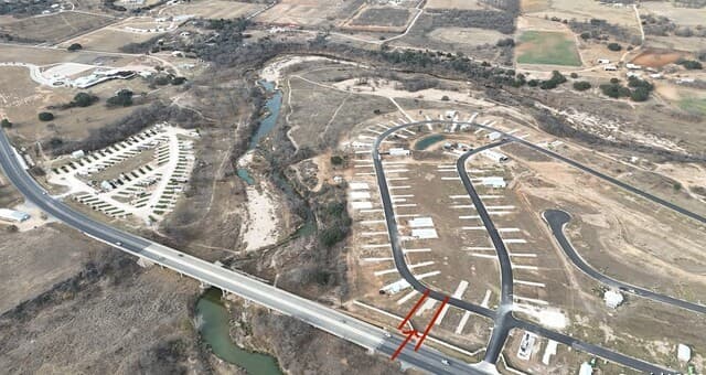 rental at 207 Resort Ct in Fredericksburg, TX — photo 2