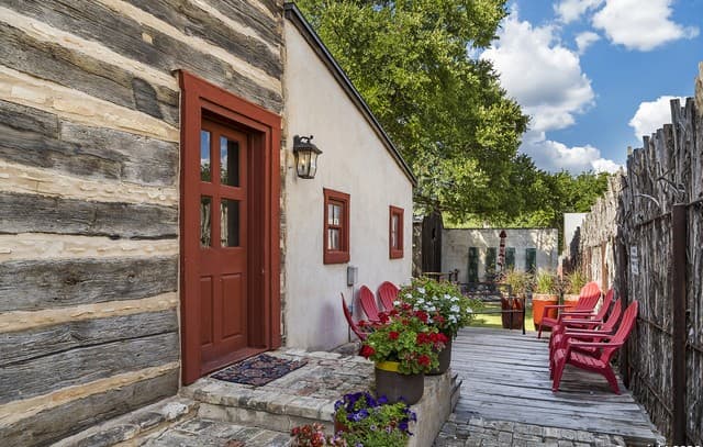Home for sale at 104 Austin in Fredericksburg, TX — photo 4