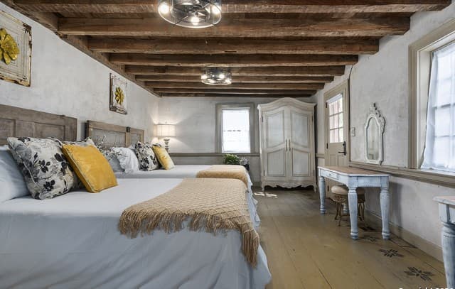Home for sale at 104 Austin in Fredericksburg, TX — photo 5
