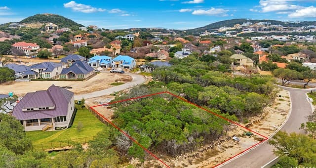 rental at 6619 Live Oak Valley in San Antonio, TX — photo 2