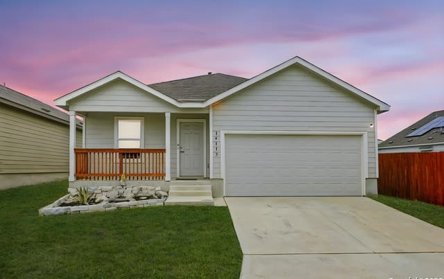 4-bedroom rental at 14113 Swine Place in San Antonio, TX — photo 1