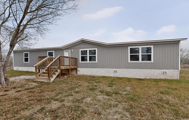 Home for sale at 19124 La Gloria in Elmendorf, TX — photo 2