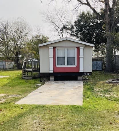 2-bedroom rental at 7210 Killdee in San Antonio, TX — photo 3