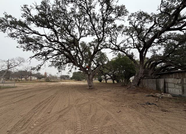 rental at TBD Medina in LaCoste, TX — photo 3