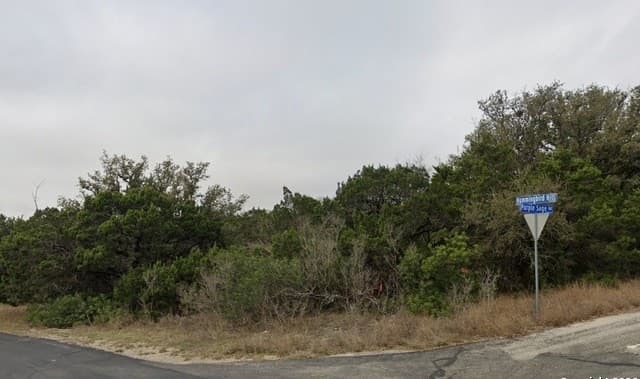 rental at 0 Hummingbird Hill Ln in San Antonio, TX — photo 4
