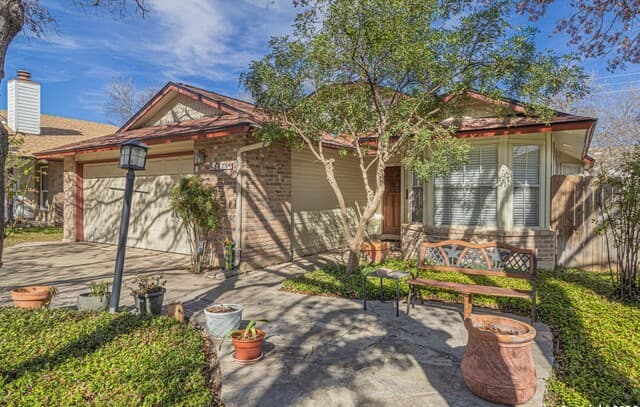 3-bedroom rental at 3675 Ridge Cluster in San Antonio, TX — photo 2