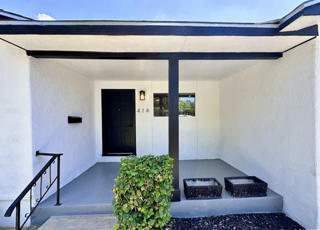 3-bedroom rental at 414 Clower in San Antonio, TX — photo 5