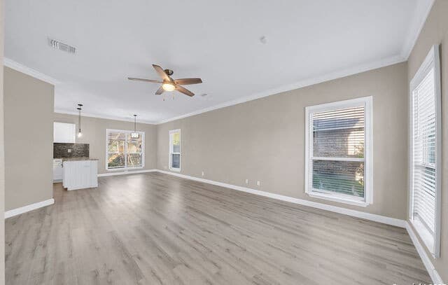 3-bedroom rental at 8103 Heritage Park in San Antonio, TX — photo 4