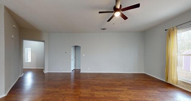 3-bedroom rental at 8010 Seminario in San Antonio, TX — photo 5