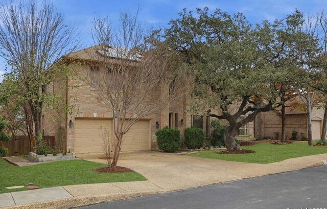 4-bedroom rental at 21714 Cliff View in San Antonio, TX — photo 2