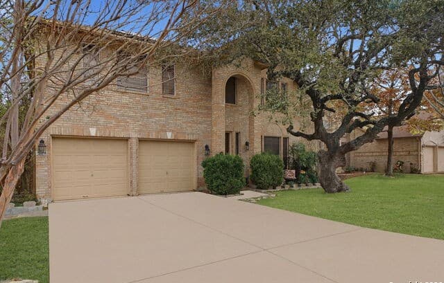 4-bedroom rental at 21714 Cliff View in San Antonio, TX — photo 4