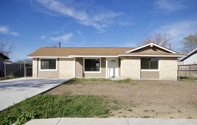 4-bedroom rental at 7107 Westlawn Dr in San Antonio, TX — photo 1