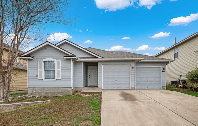 3-bedroom rental at 2735 Moon Rock in Converse, TX — photo 4