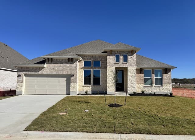 4-bedroom rental at 153 Megan's Point in Castroville, TX — photo 1