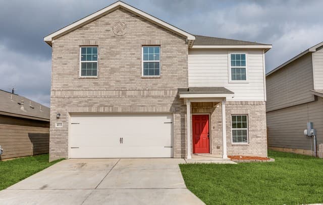4-bedroom rental at 4111 Hidden Hollow Isle in Von Ormy, TX — photo 1