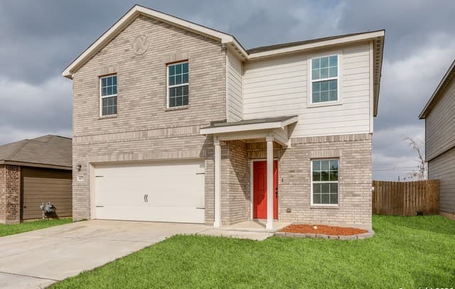 4-bedroom rental at 4111 Hidden Hollow Isle in Von Ormy, TX — photo 2