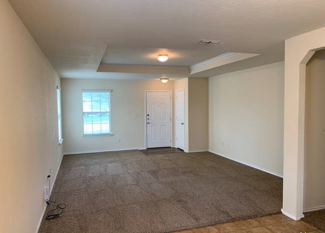 3-bedroom rental at 3423 Bisley Pass in San Antonio, TX — photo 3