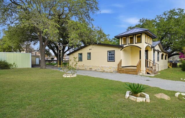 4-bedroom home for sale at 4443 Palace in Von Ormy TX