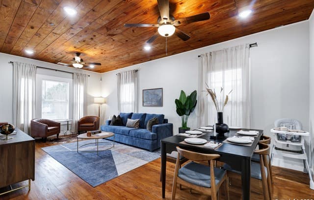 3-bedroom rental at 1917 W Huisache in San Antonio, TX — photo 5