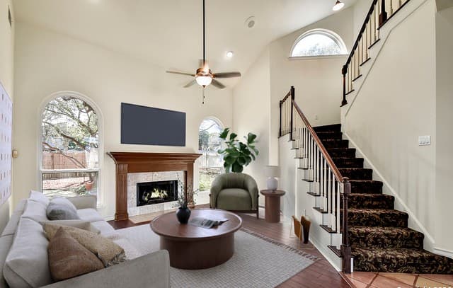 4-bedroom rental at 2642 Rim Oak in San Antonio, TX — photo 2